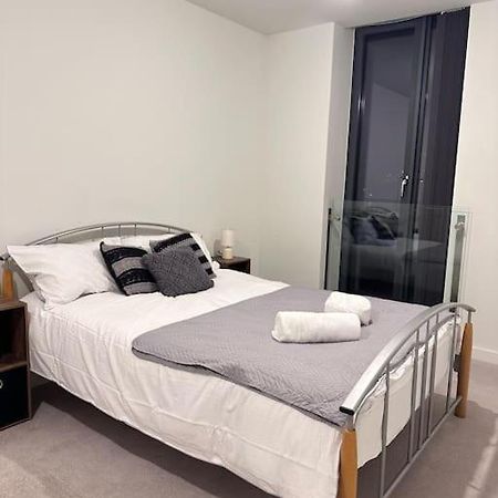 Stylish 2 Bedroom Apartment Manchester Bagian luar foto